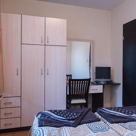 Charming, Fully-Furnished, 2-Bedroom Apartment Μπάνσκο Εξωτερικό φωτογραφία