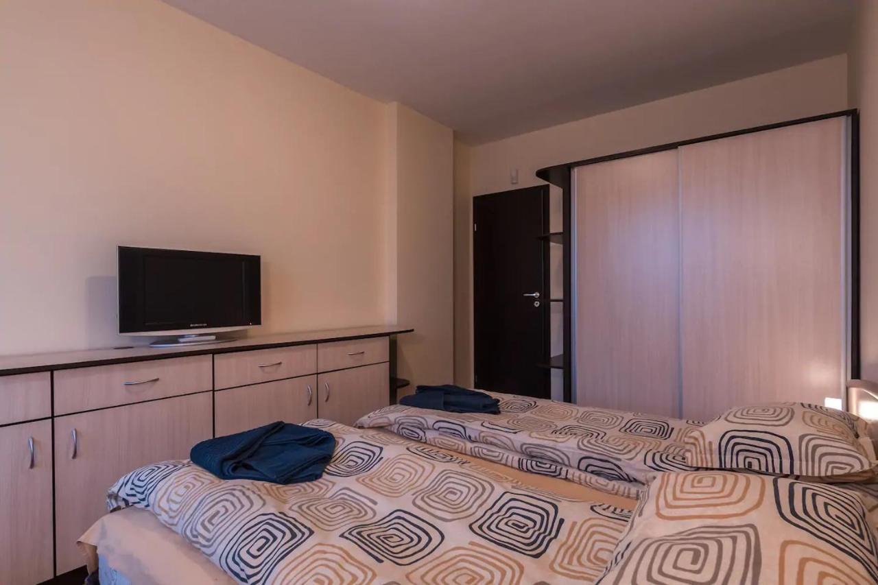 Charming, Fully-Furnished, 2-Bedroom Apartment Μπάνσκο Εξωτερικό φωτογραφία